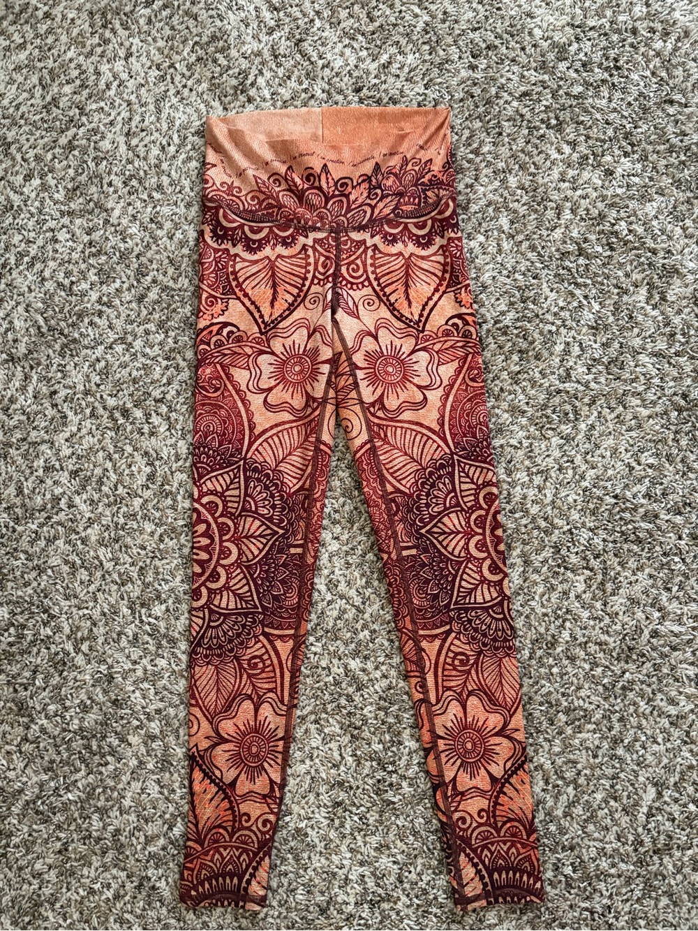 Niyama Sol Floral Mandala Women’s Leggings - Perfect Condition